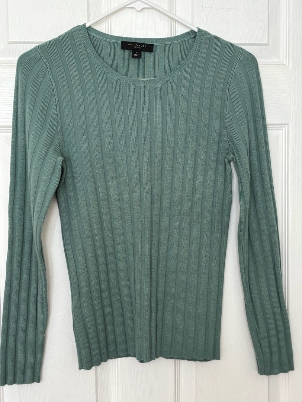 Ann Taylor Ribbed Sweater in Jade/Sea Glass Green